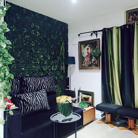 Ferienwohnung Uttsav Green - Affordable London Zone 3 - Accessible Public Transport Exterior foto